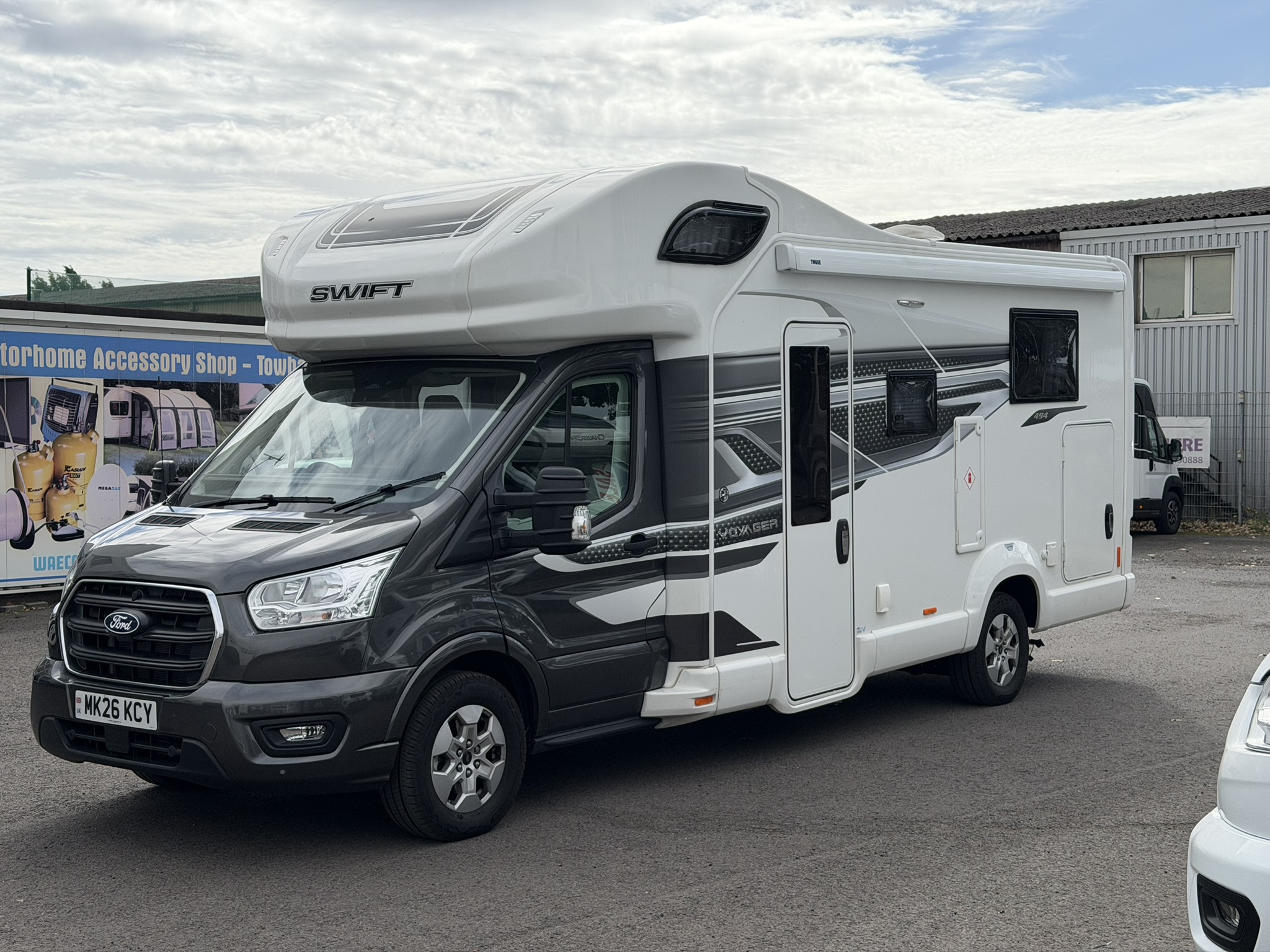 Swift Voyager 494